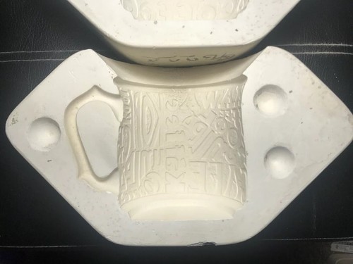DUNCAN  MOLDS CERAMIC BISQUE SLIP MOLD #557 KOFFEE MUG *15