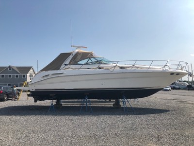 Sea Ray Sundancer 410 in EXCELLENT CONDITION