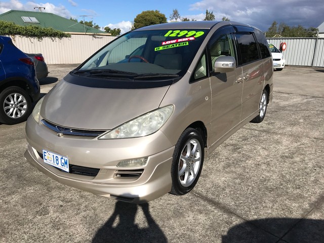 Toyota estima 2004