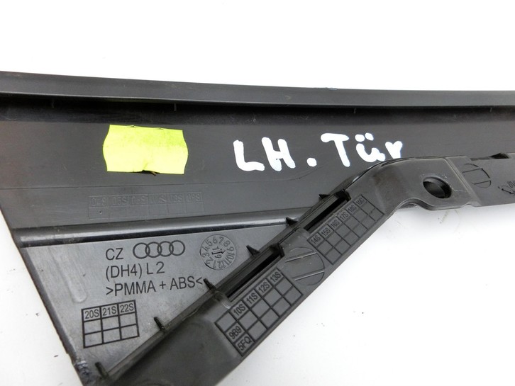 Audi A3 8V 8VS 16-20 Lim Blende Aussen für Tür Links Hinten Audi A3 8V 8VS 16-20 18.12.2019 8V5839901B gebraucht Vorschau 4