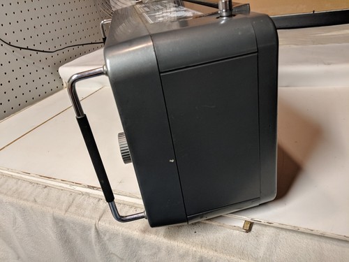 Grundig Satellit 800 Millennium AM / FM Shortwave World Radio Receiver