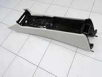 Mercedes CLS 250 C218 11-14 RHD Mittelkonsole Mercedes CLS 250 C218 11-14 18.11.2013 A2186806350 gebraucht Vorschau 4