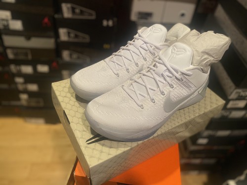 Size 10 Nike Kobe A.D. WHITE CHROME 2017 BRAND NEW CONDITION WITH BOX eBay