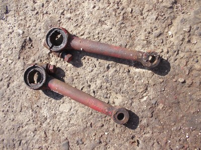 Farmall Super A SA tractor IH front top spindle shaft main pitman steering arms