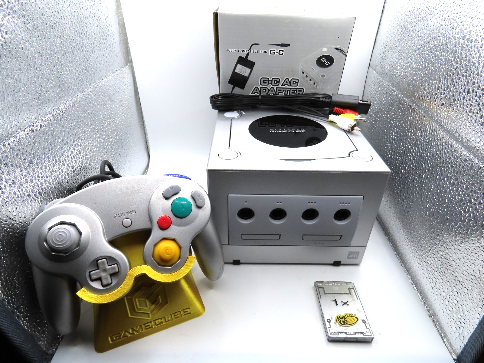 REGION SWITCH & RECAPPED Nintendo GameCube Console Bundle w