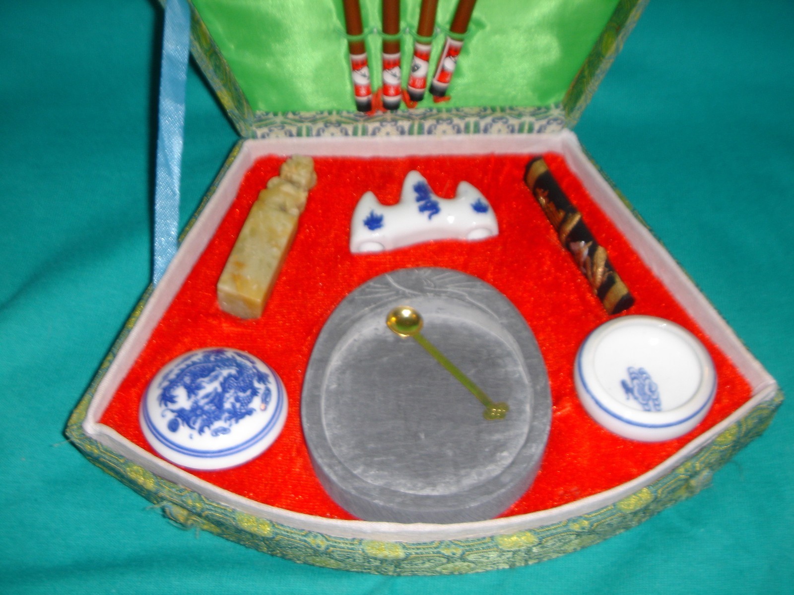 VINTAGE Chinese Calligraphy Writing and Painting Set in a Sumo Box