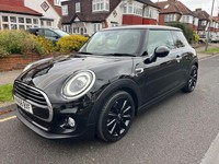 2018 MINI HATCHBACK 1.5 Cooper Classic II 3dr Auto HATCHBACK PETROL Automatic