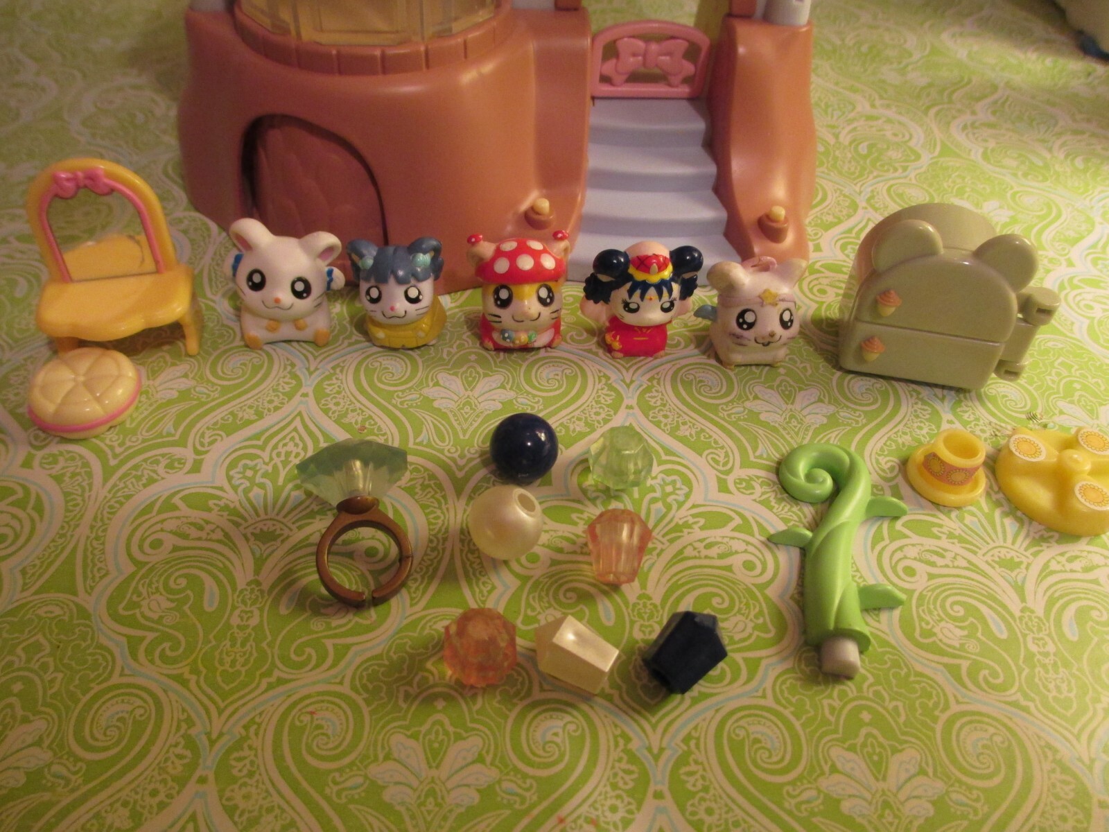 Rare Hamtaro Japanese Jewelry House with 5 Hamsters and Accessories with Box!