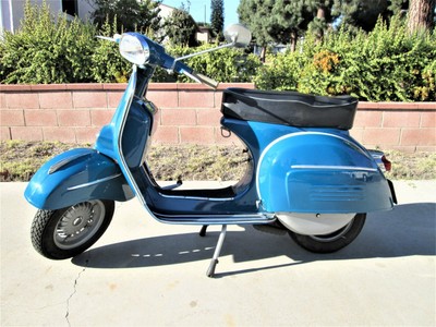 1966 Vespa Super Sport 180