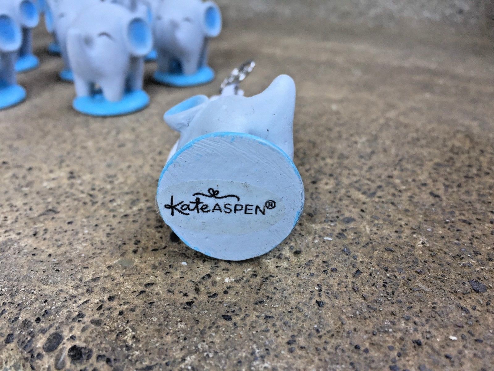 Set of 12 Kate Aspen Blue Hard Plastic Elephant Name Place Card Photo Holder