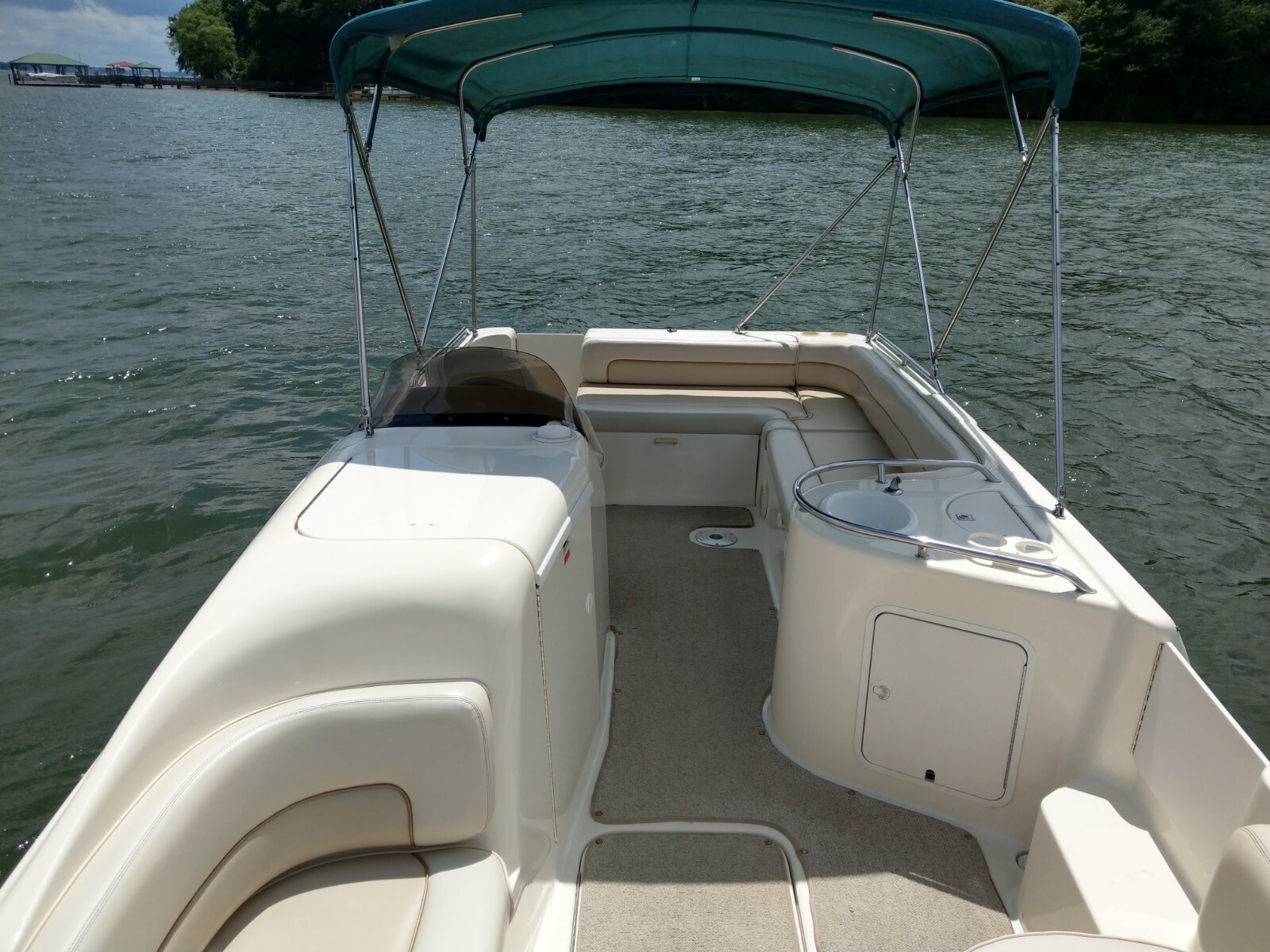 SeaRay SunDeck 240 1998 Freshwater only