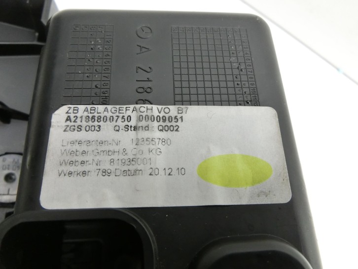 Mercedes C218 CLS 350 11-14 Coupe Aschenbecher Ascher Vorne 12V Steckdose Fach Mercedes C218 CLS 350 11-14... Vorschau 5