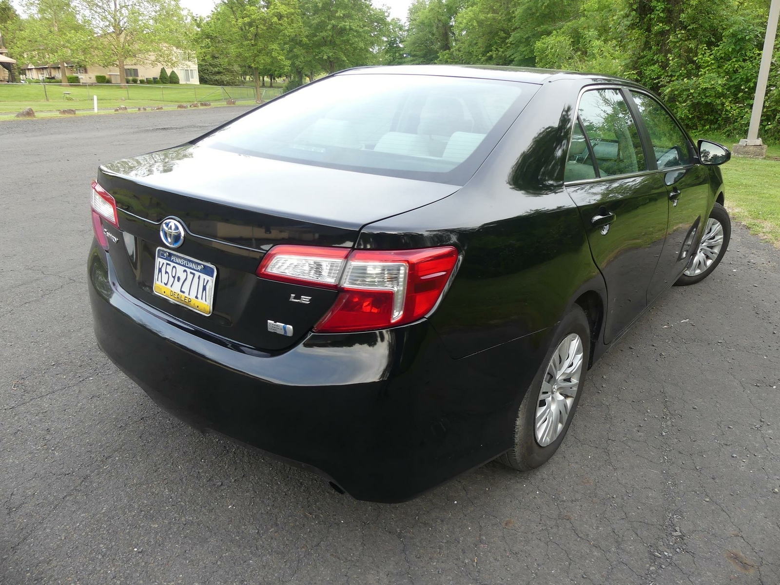 2014 Toyota Camry Hybrid Taxi Use , Good Tires Cold A/c, Le Package ,no Reserve Used Toyota