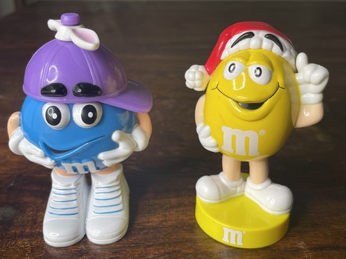 ◆M&M◆ M&Ms Yellow Mini Bobble Head Christmas Blue Pinwheel Cap Toy