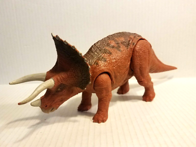 Jurassic World Roarivores Triceratops Dinosaur Roaring Sound New