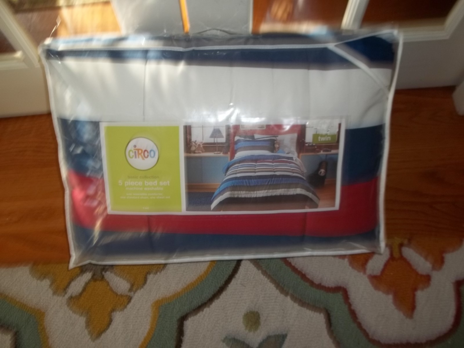 NIP Circo Basic Collection Striped 5 Piece Bed Set