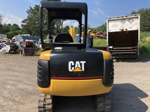 CATERPILLAR 303.5 Mini Excavator; RUNS EXC!!! Video Available; CAT Diesel