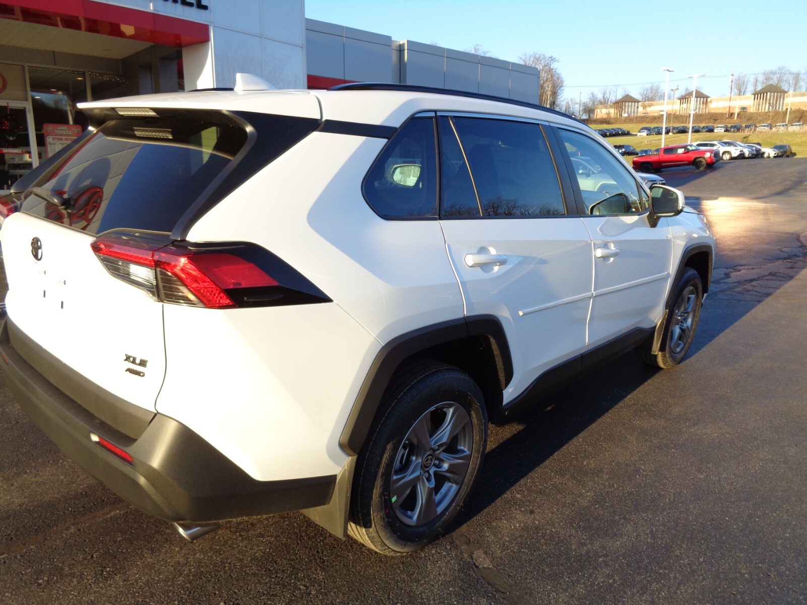 Brand New 2024 Toyota Rav4 Xle All Wheel Drive White Moonroof Heated