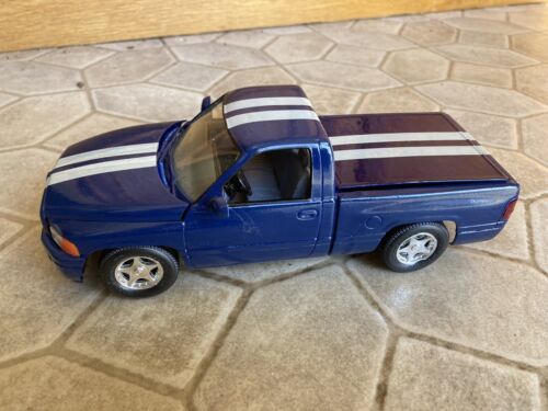 Dodge RAM Custom * Blue * Revell Hot Truckin