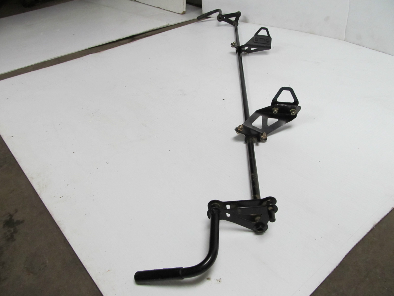 CAN AM COMMANDER 1000 2011 2012 13 14 BOX LATCH RELEASE ASSY 708300491 eBay