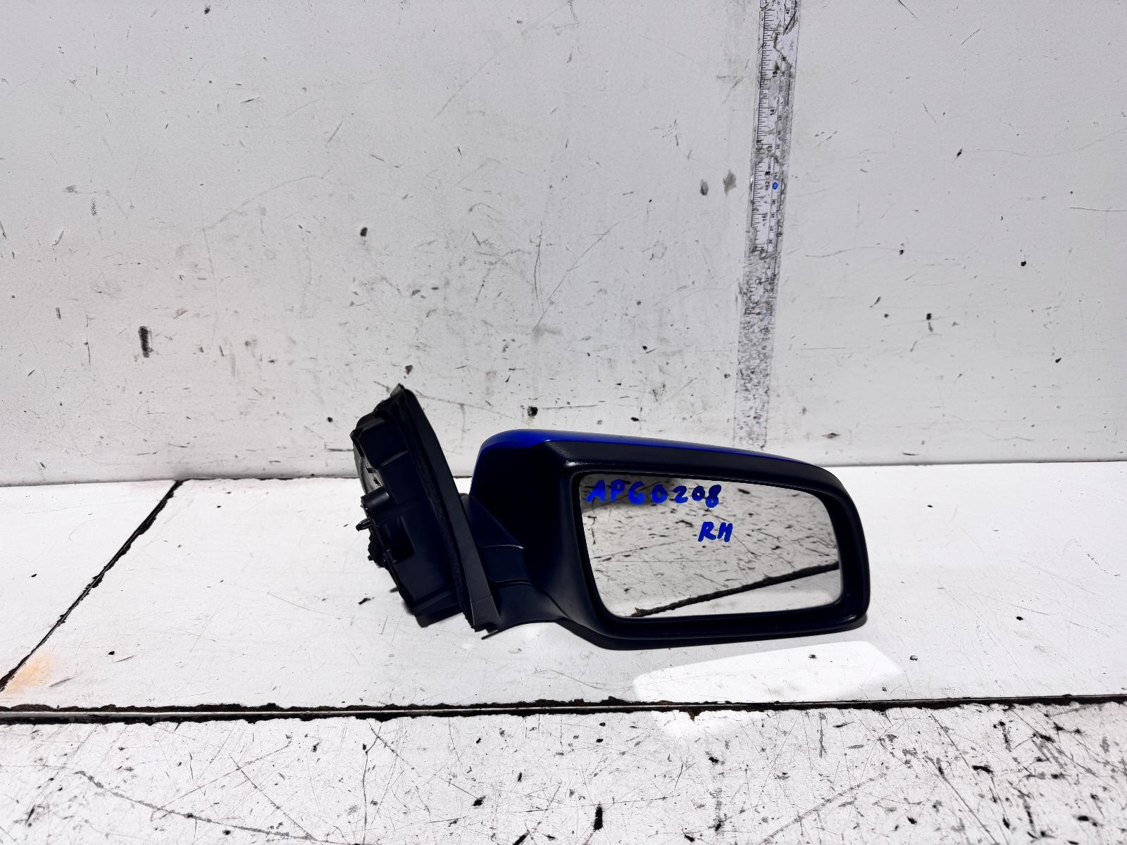 Holden Commodore Right Door Mirror VE 08/2006-05/2013