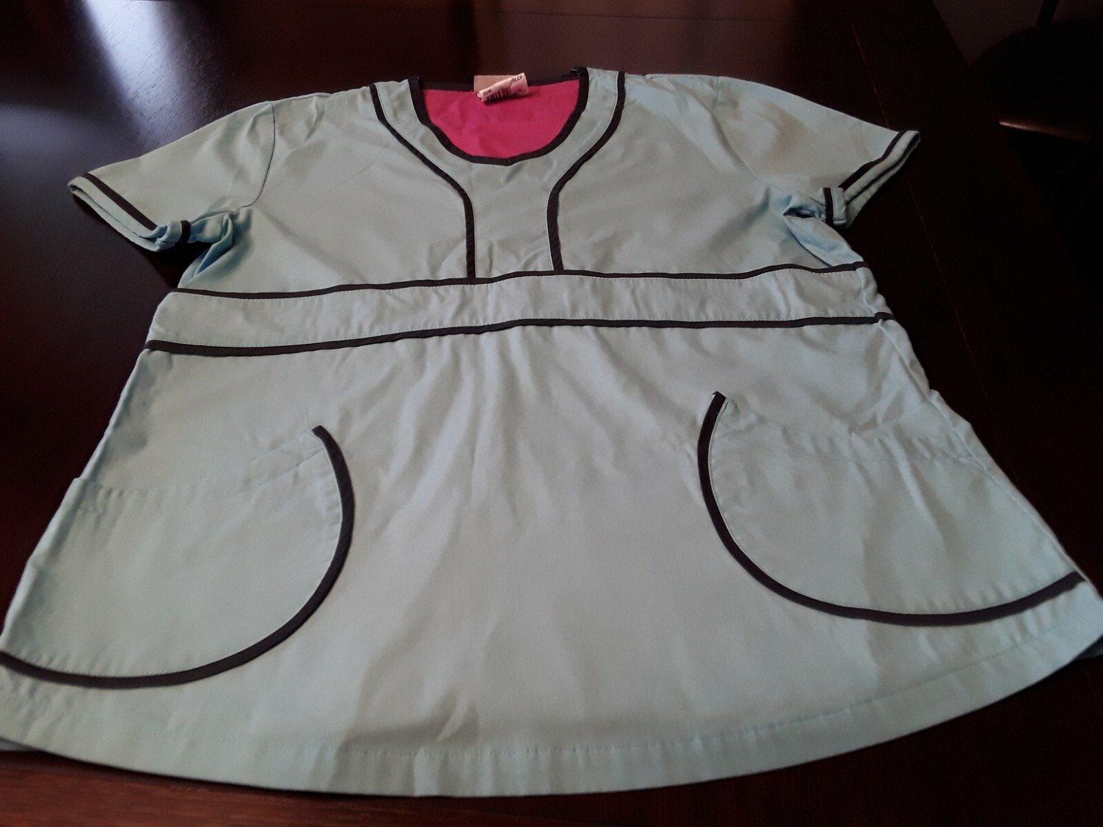 Urbane Scrubs  2 Tops Med Glacier/Navy Trim & Gray/Pink Trim 1 Pants XS Glacier