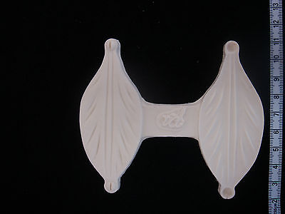 Silicone Mold Chocolate Polymer Clay Jewelry Soap Melting Wax Lily Leaf #1