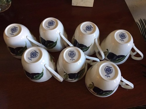 Noritake Royal Orchard Coffee Tea Cups And Saucers