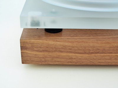 Vibration Isolation Platform with Sorbothane Feet for your VPI HW-40 Turntable 