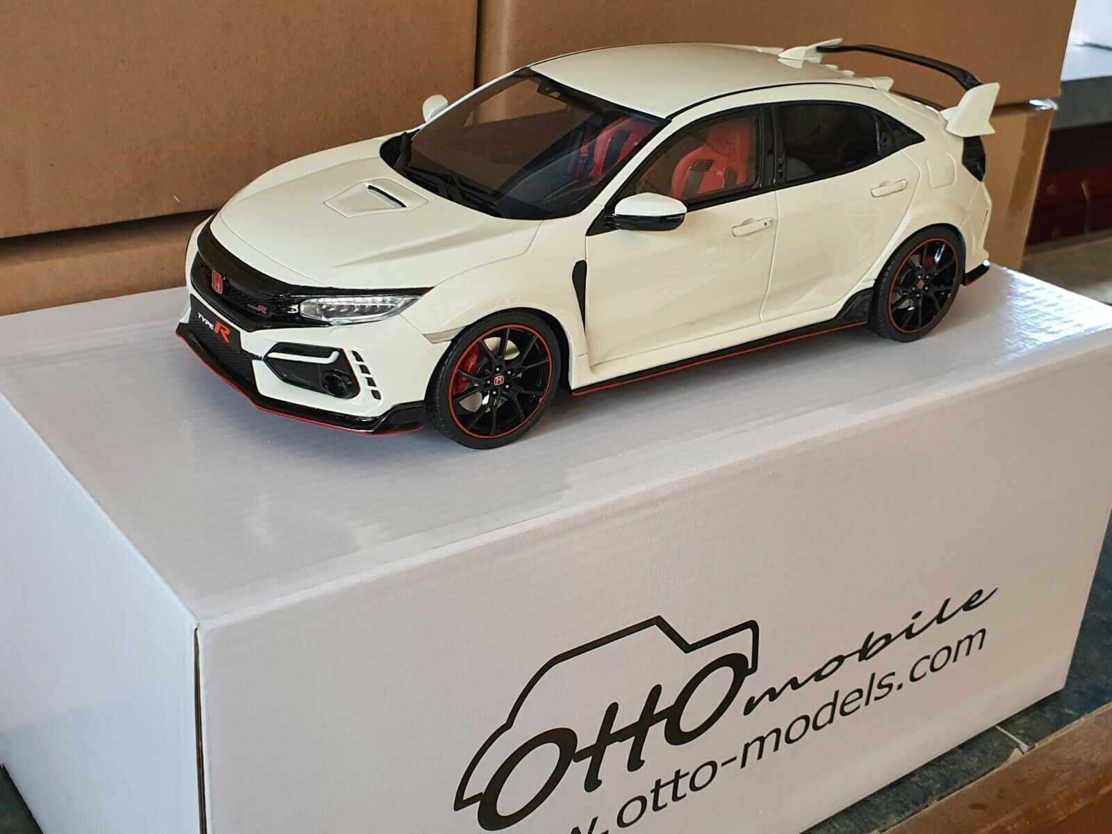 1:18 Honda Civic Type R GT FK8 2020 White By Otto Mobile