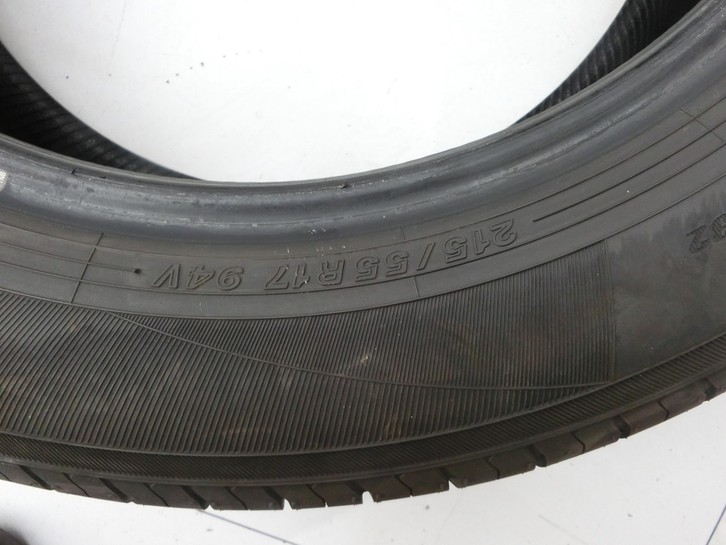 Suzuki Vitara LY 18-24 1 x Reifen Sommerreifen Yokohama 215/55R17 94 V Suzuki Vitara LY 18-24 18.07.2019 gebraucht Bild 6