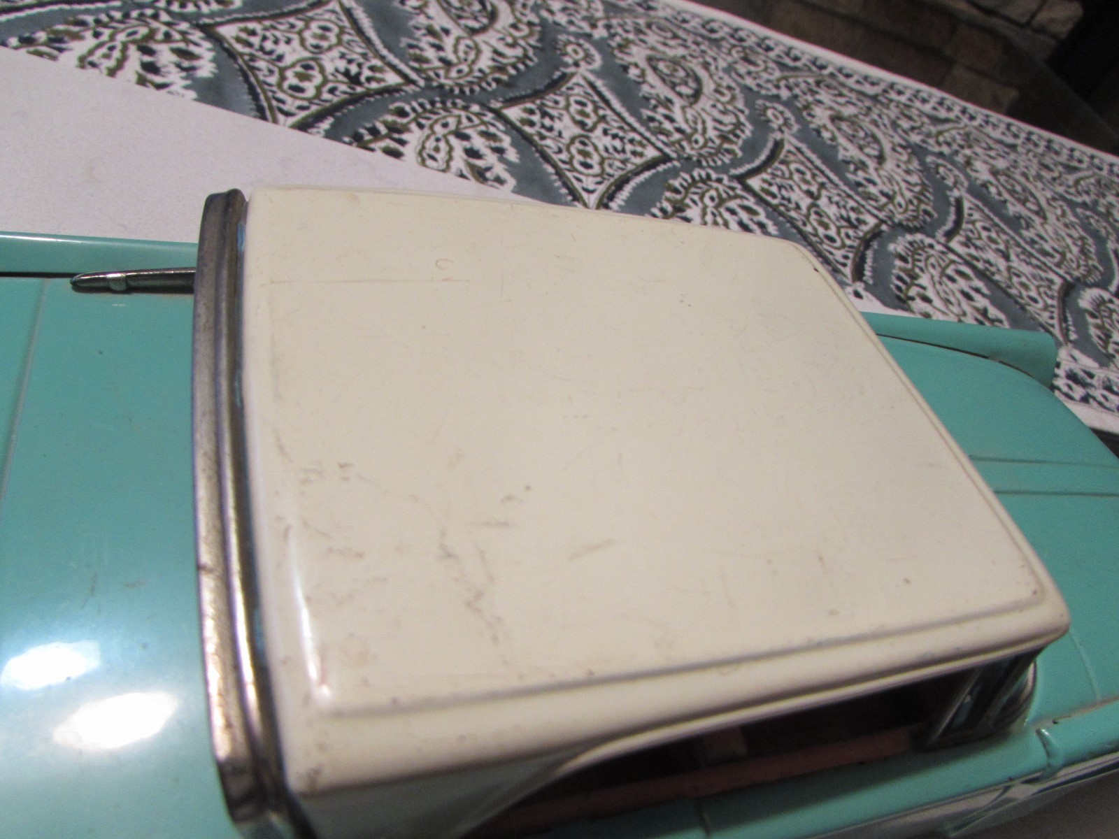 1960's Bandai Tinplate friction car Lincoln Continental sedan