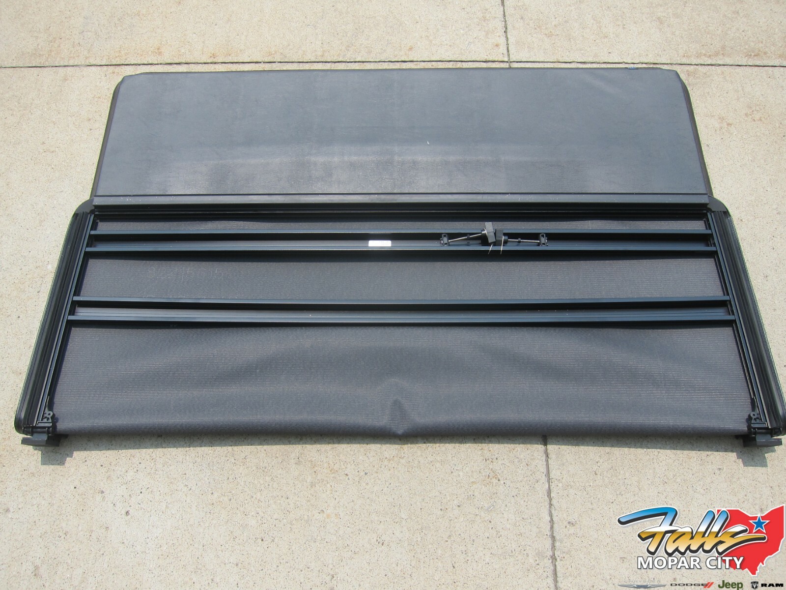 2020 2021 Jeep Gladiator New Soft Tri Fold Tonneau Bed Cover Mopar Oem Ebay