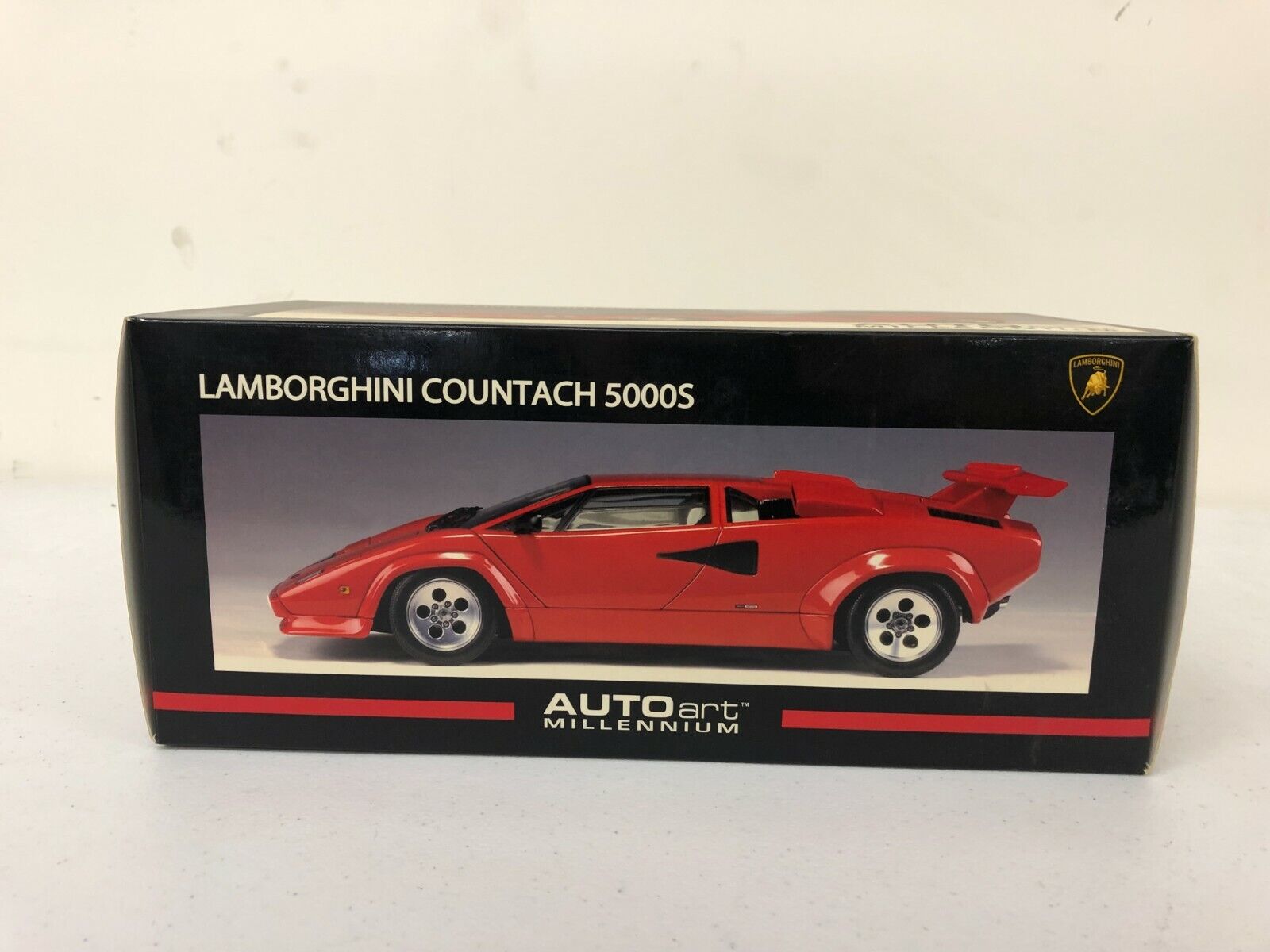 Autoart 1/18 Scale Diecast 74531 - Lamborghini Countach 5000 Autoart 1/18 Scale Diecast 74531 - Lamborghini Countach 5000