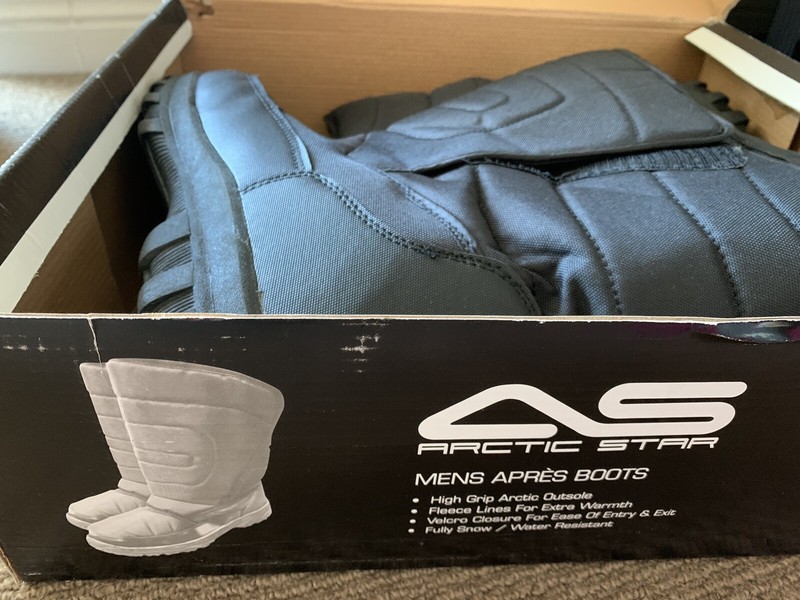 mens snow boots velcro closure