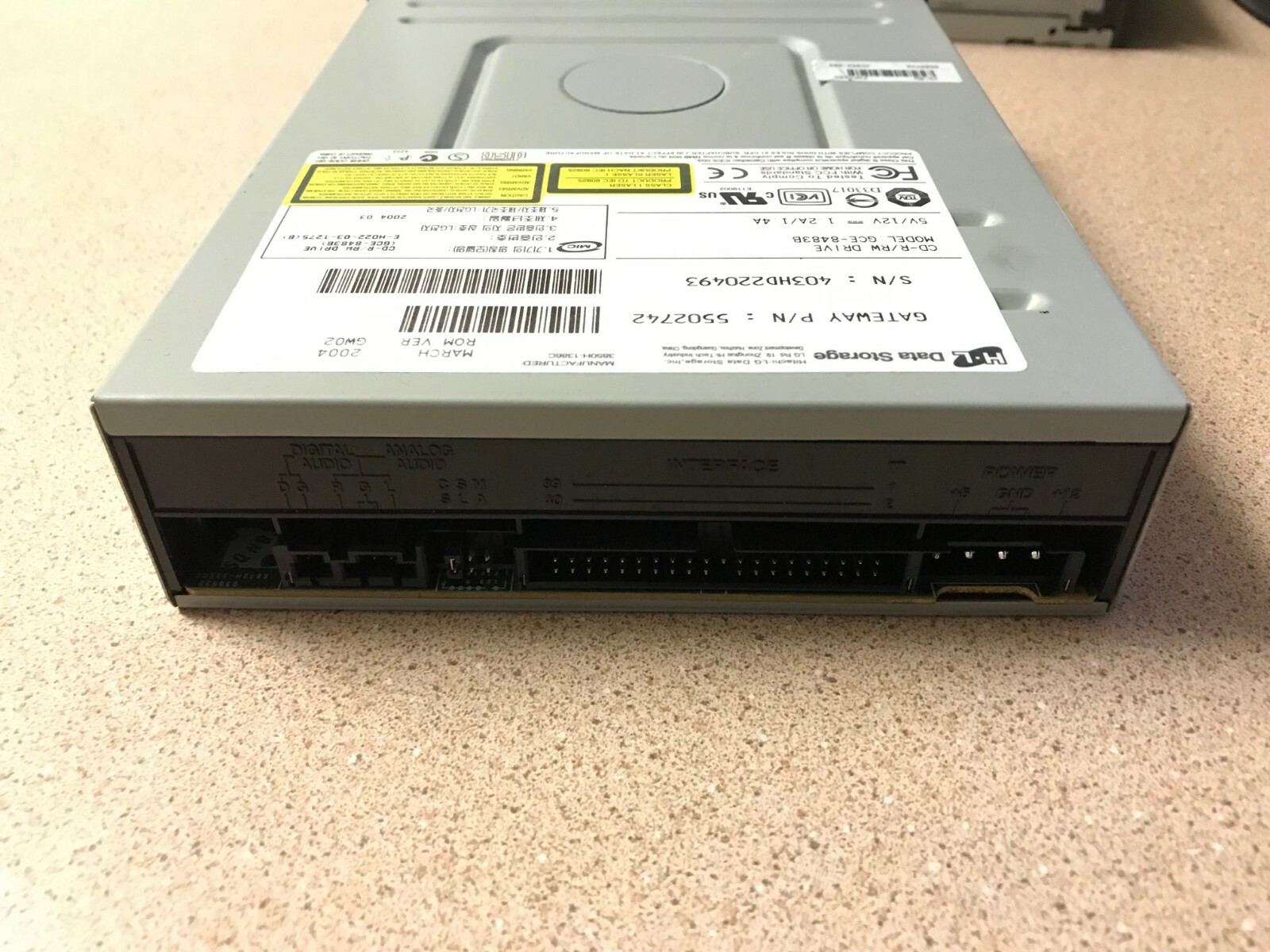 HL Data Storage CD-R/RW drive MODEL GCE-84838 for desktop, cables not provided