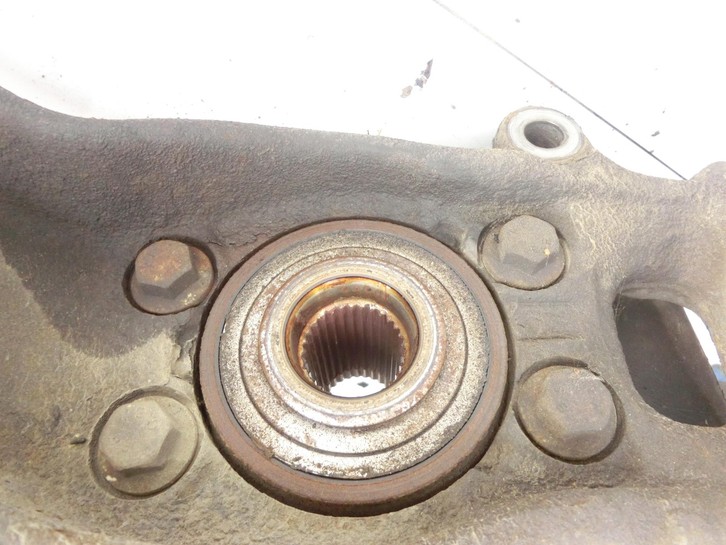 Nissan Pathfinder R51 05-10 dCi 2,5 126KW Achsschenkel Radnabe Rechts Vorne Nissan Nissan Pathfinder R51 05-10... Bild 5