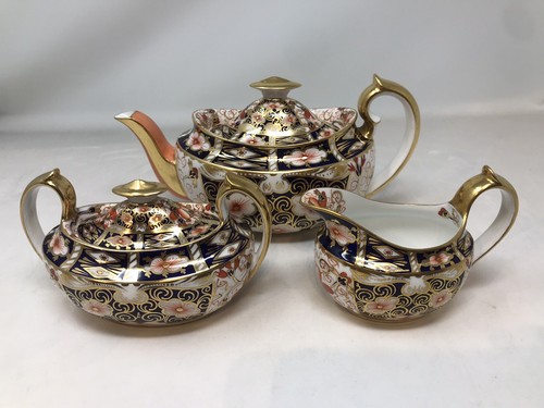 Royal Crown Derby Traditional Imari Teapot Cream Covered