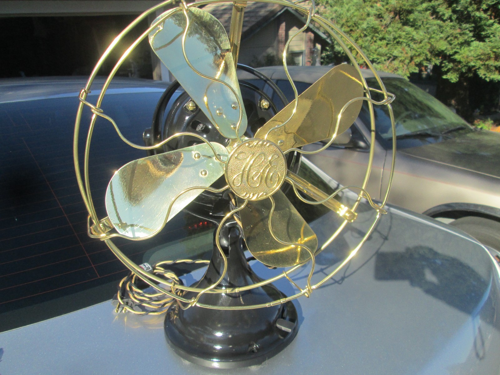 VINTAGE FAN ANTIQUE FAN GE FAN HUNTER KIDNEY VINTAGE FAN BRASS BLADE FAN OLD FAN
