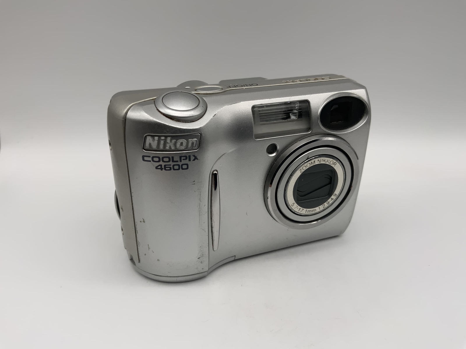 日*0様 FUJIFILM F ine Pix F810 Fujifilm FinePix F810 Zoom: Digital Photography Review