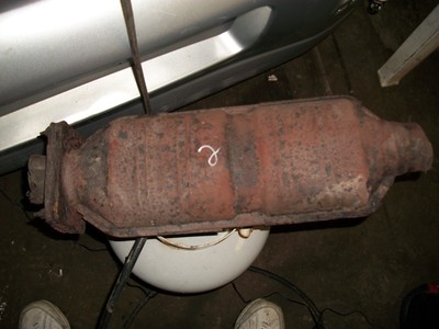 SCRAP CATALYTIC CONVERTER ............cant read number