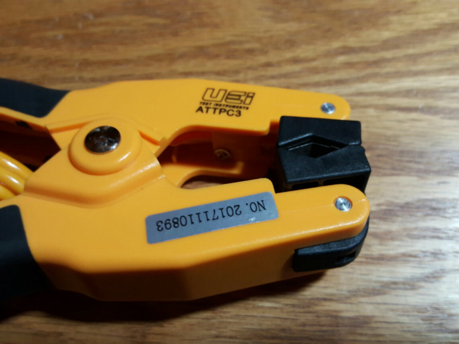 UEI Pipe Clamp Temperature Probe UEI TEST INSTRUMENTS ATTPC3