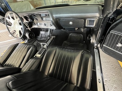 image 3 of interior