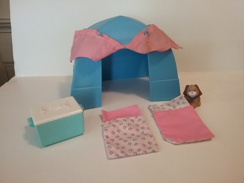 Fisher Price Dream house Family Camping Set Tent Cooler Sleeping Bags Dog