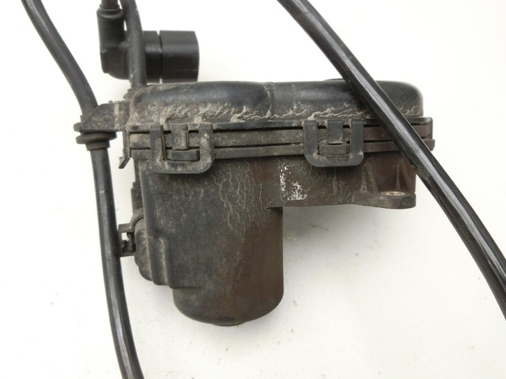 Pinza freno posteriore Sx per Mercedes A-Kl. W176 A160 12-15 - Bild 2