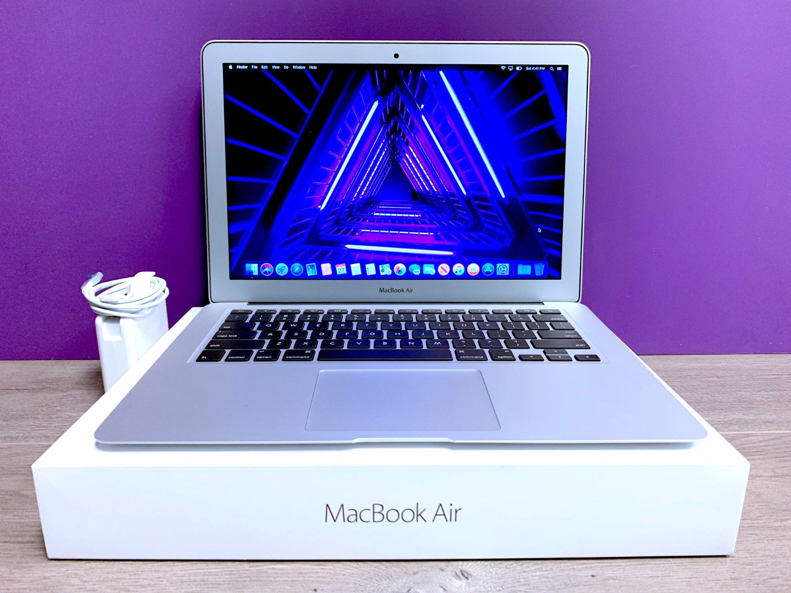 APPLE MACBOOK AIR 13 INCH LAPTOP i5 | 128GB SSD | 1 YEAR