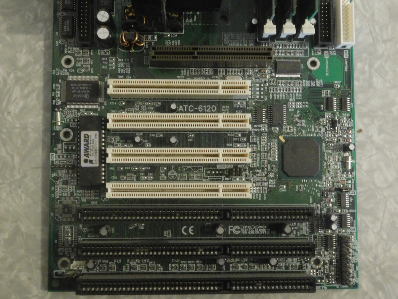 A trend ATC-6120 Slot 1 Motherboard Pentium II and RAM