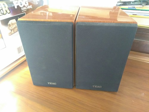 TEAC LS-MC90 Pair of Bookshelf Main Stereo Speakers Wood Shiny Glossy Finish 60W