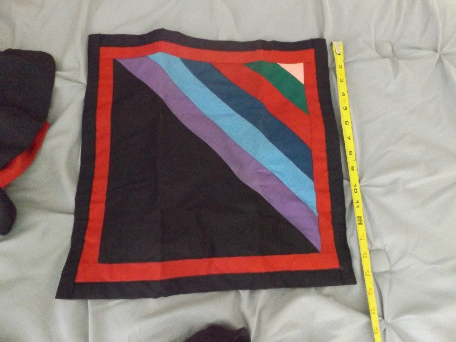 PLAIN FOLKS 4 FAMILY MEMBER GROUP OF CLOTH AMISH DOLLS