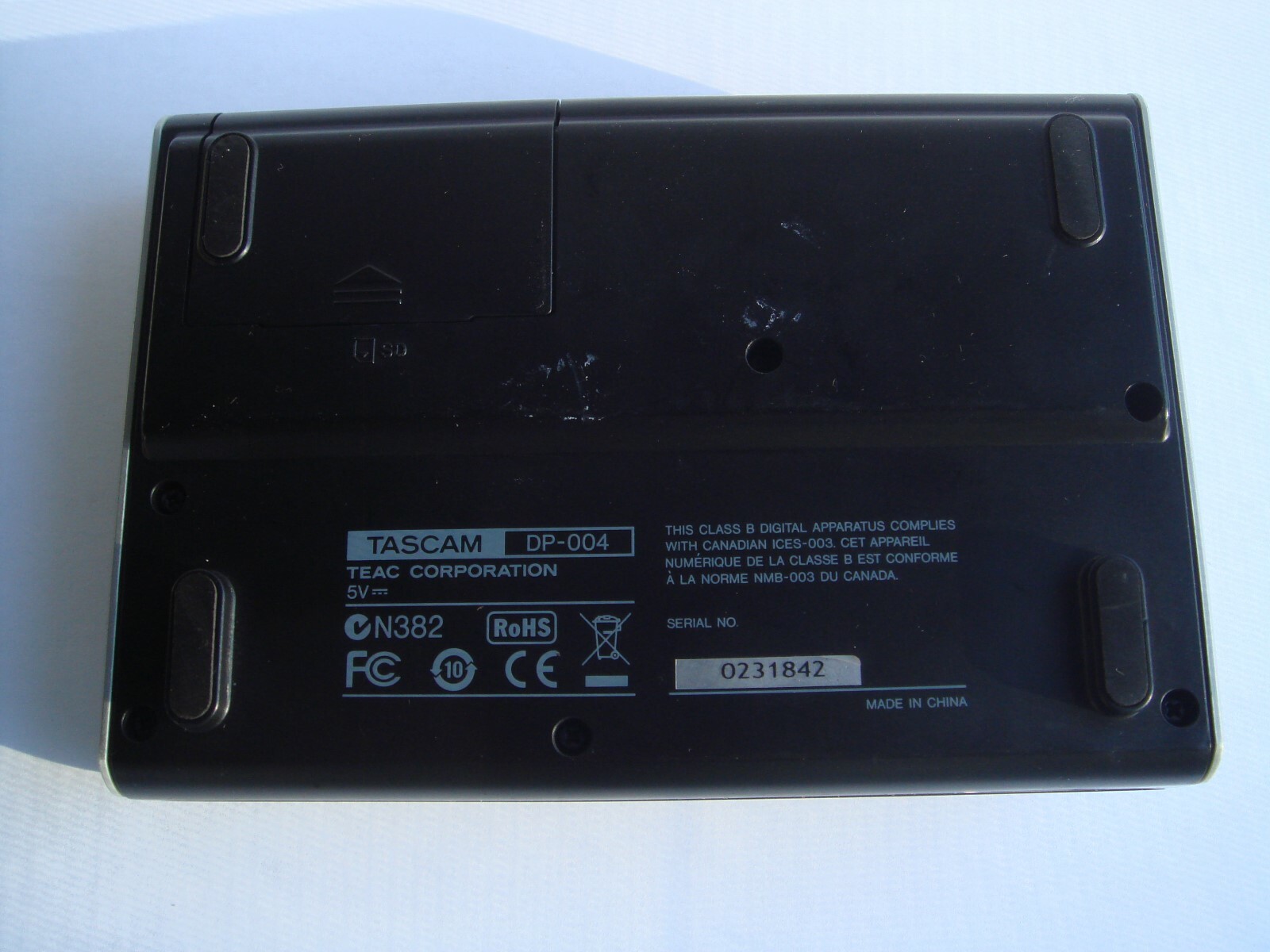 Tascam DP-004 Digital Multi Track Recorder